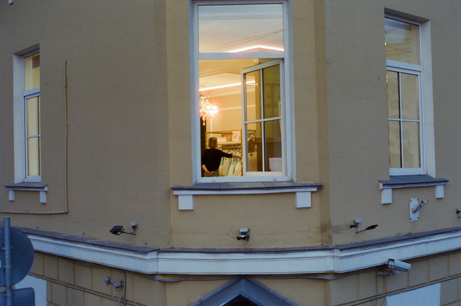 1765465394-8263-1122-lxb_photodXzvR35in4glxb_photo-